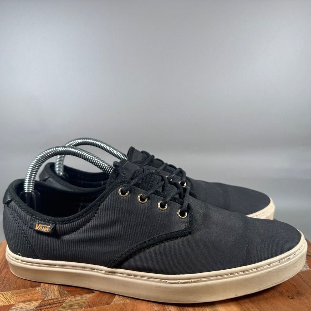 Vans Black  Low Top Skate Shoes Mens 8.5  Lace Up Casual Ultracush‎